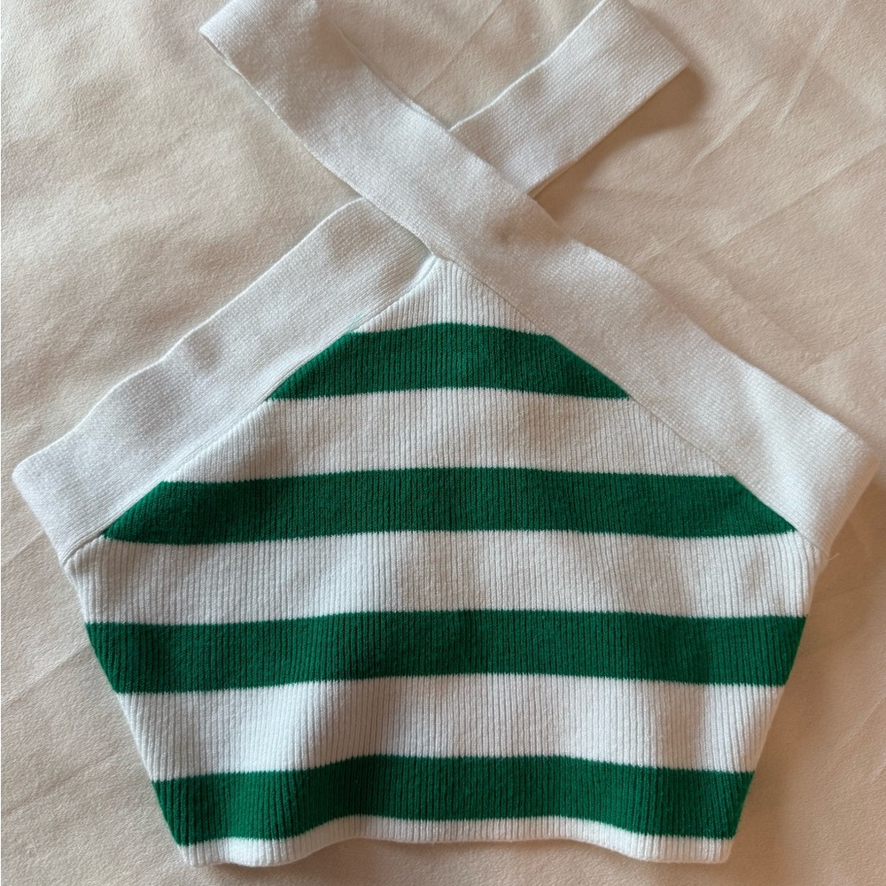 House of Harlow 1960 Green and White Top